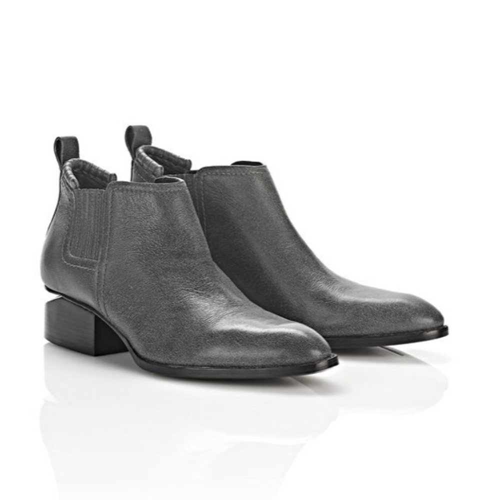 Alexander Wang Distressed Oxford sz 36/6